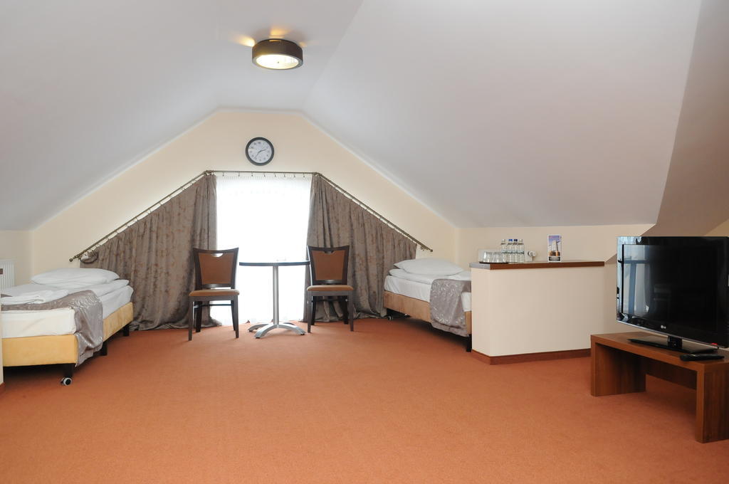 Hotel Martex Płońsk Zimmer foto